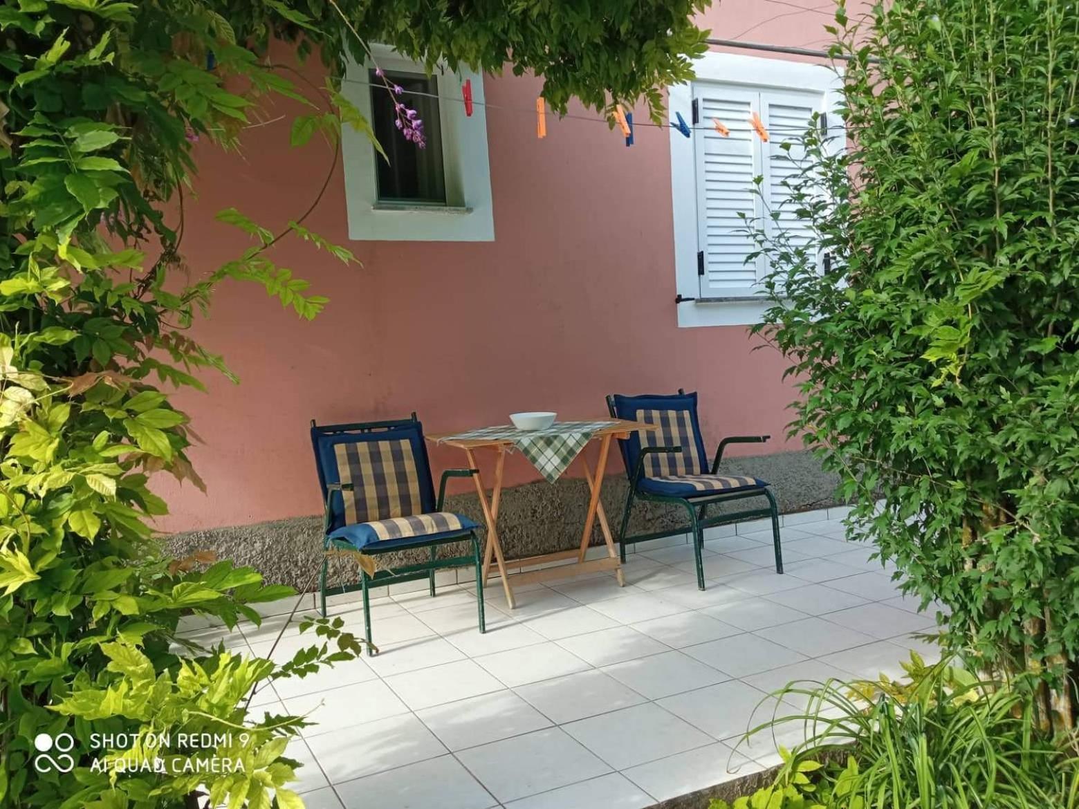Apartament Errika Ypsos Zewnętrze zdjęcie